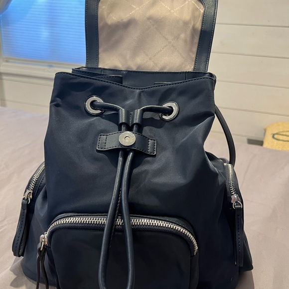 Michael Kors Large Cargo Abbey Nylon Drawstring Backpack Bag in Navy - Picture 5 of 6